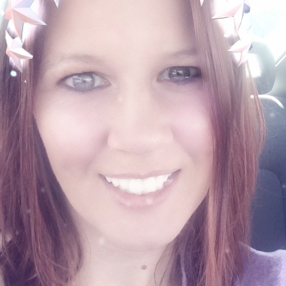 Meet your Posher, Rebekah - Picture 1 of 1